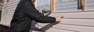 How To Choose The Right Materials for Your Siding Installation in 'Hayti, MO